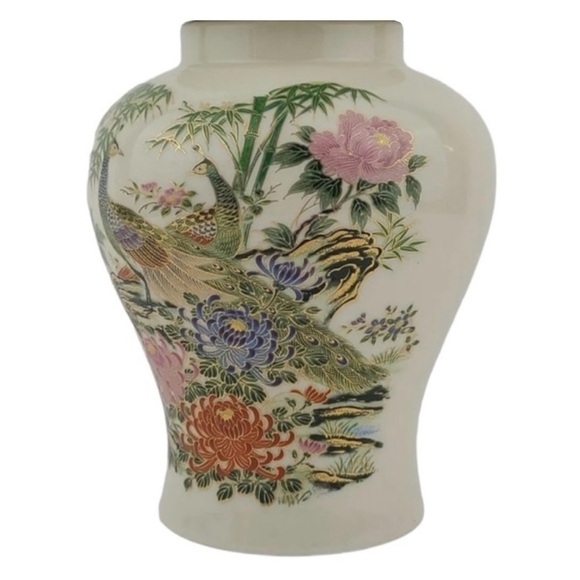 Shibata Japan Porcelain Peacock Ginger Jar - Picture 3 of 6